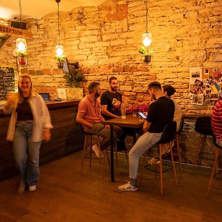 The Monks Bunk Hostel & Bar Talin Exterior foto