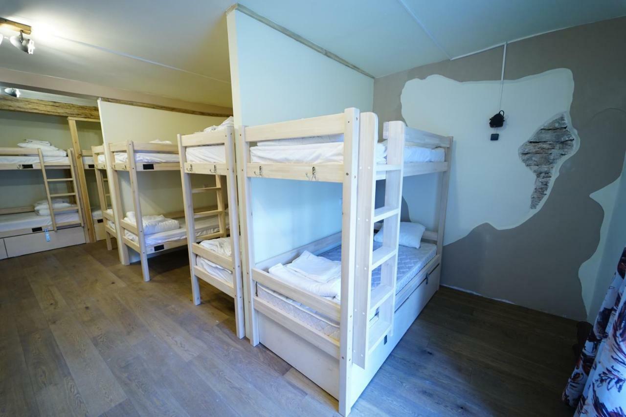 The Monks Bunk Hostel & Bar Talin Exterior foto