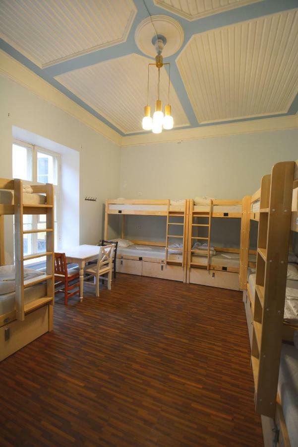The Monks Bunk Hostel & Bar Talin Exterior foto