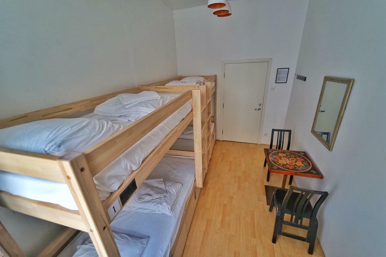 The Monks Bunk Hostel & Bar Talin Exterior foto