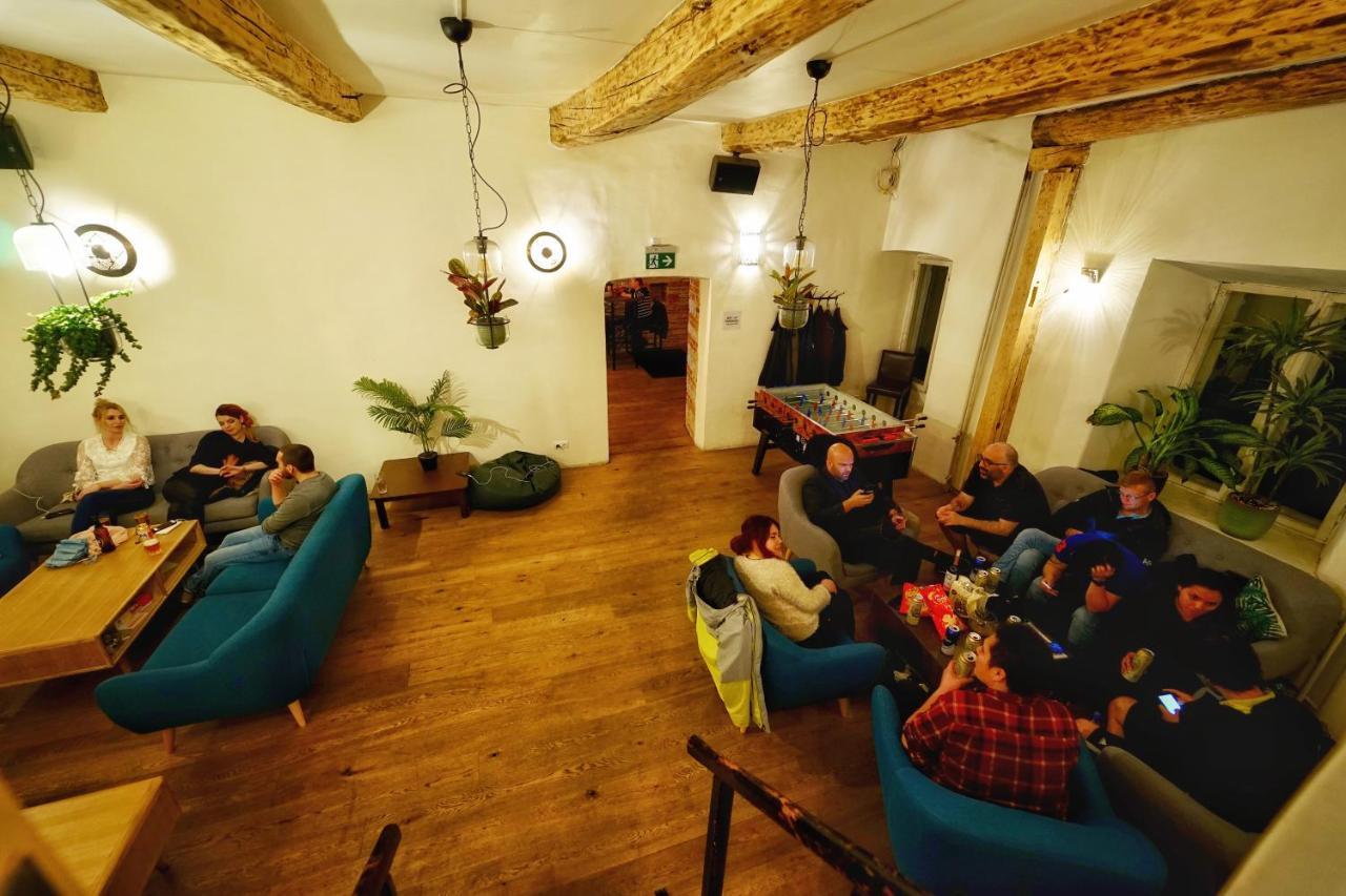 The Monks Bunk Hostel & Bar Talin Exterior foto